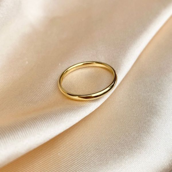 Classic Round Ring